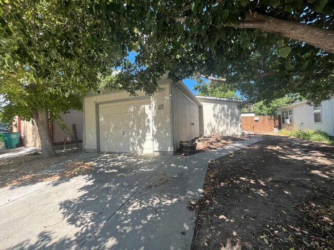 1130 Lopez Ct in Fort Collins, CO - Building Photo - Building Photo