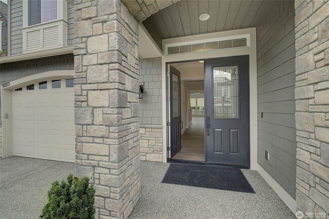 11223 SE 61st Terrace in Bellevue, WA - Building Photo - Building Photo