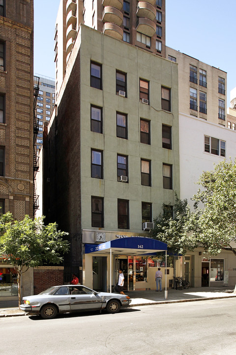 162 E 33rd St in New York, NY - Foto de edificio
