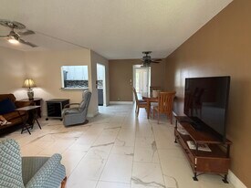 314 Dorset H in Boca Raton, FL - Building Photo