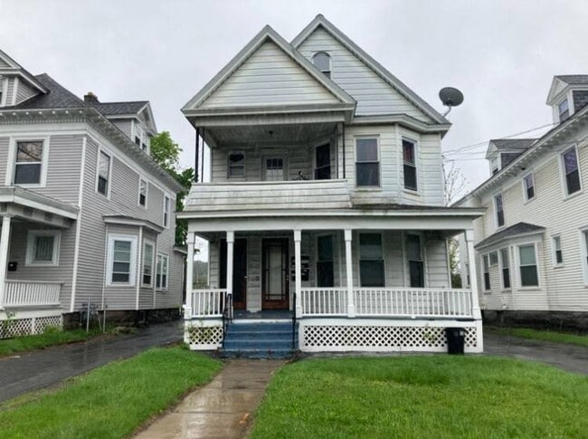 property at 1504 Union St