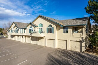 Saddle Ridge in Englewood, CO - Building Photo - Building Photo