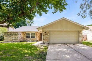 2677 Steppington St in Grand Prairie, TX - Building Photo