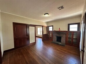746 S Jenkins Ave in Norman, OK - Building Photo - Building Photo