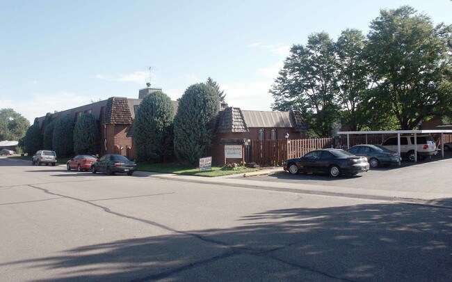 Village Garden in Greeley, CO - Building Photo - Building Photo