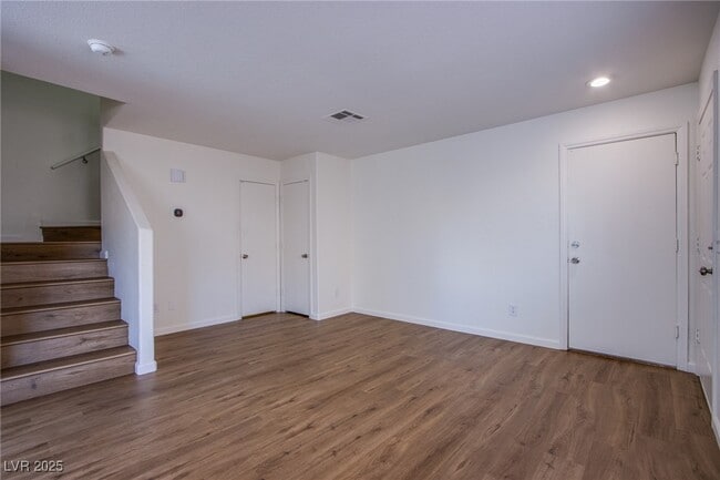 property at 3385 Cheyenne Gardens Way