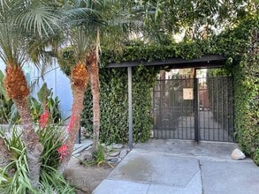 12117 Pacific Ave, Unit 08 in Los Angeles, CA - Foto de edificio - Building Photo
