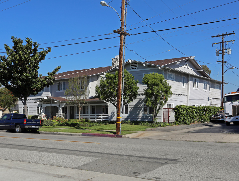 Pixley Arms Orange in Orange, CA - Building Photo