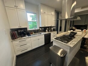 3210 Hampton Rd in Austin, TX - Building Photo - Building Photo