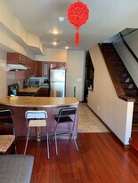 672 N 33rd St in Philadelphia, PA - Building Photo