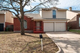 907 Canary Ln in Mansfield, TX - Building Photo