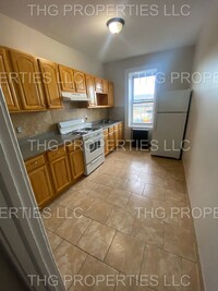 671 Lincoln in Orange, NJ - Building Photo - Interior Photo