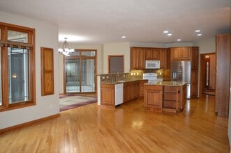 7541 Red Fox Trl in Madison, WI - Building Photo - Building Photo