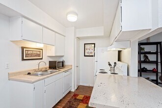 Pepper Tree in College Station, TX - Foto de edificio - Building Photo