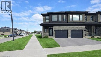 88 June Callwood Wy in Brantford, ON - Building Photo