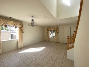 4725 Sea Ridge Ct in Seaside, CA - Building Photo - Building Photo