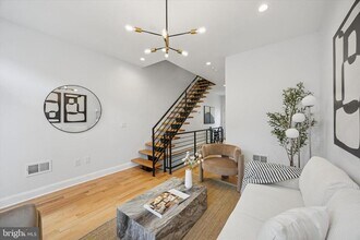 2220 E Harold St in Philadelphia, PA - Building Photo - Building Photo