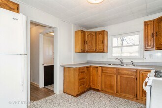 1803 Paradise Blvd in Rockford, IL - Building Photo - Building Photo