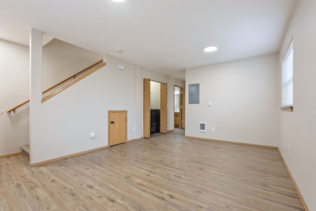 2338 SE 89th Ave in Portland, OR - Building Photo - Building Photo