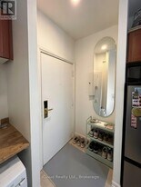 2737 Keele St in Toronto, ON - Building Photo