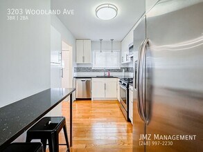 3203 Woodland Ave in Royal Oak, MI - Building Photo - Building Photo