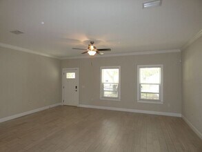 2016 Salamanca St in Navarre, FL - Building Photo - Building Photo