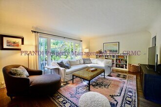 124 Prospect Ave in San Anselmo, CA - Building Photo - Building Photo