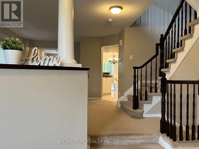 149 Hemlo Crescent in Ottawa, ON - Building Photo - Building Photo