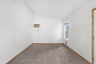 13219 E 31st Ct in Spokane Valley, WA - Building Photo - Building Photo