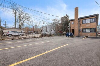 1025 N Harlem Ave in Oak Park, IL - Building Photo - Building Photo