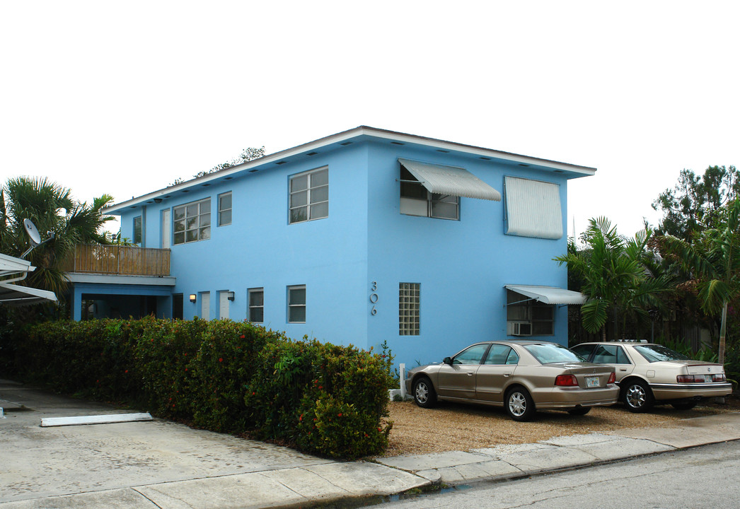 306 N M St in Lake Worth, FL - Building Photo