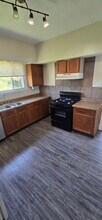 163 Bridge Ave, Unit 2 in Cohoes, NY - Building Photo - Building Photo