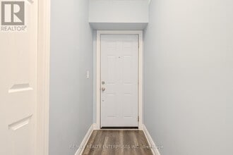 85 Bristol Rd E in Mississauga, ON - Building Photo - Building Photo