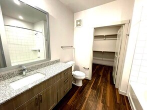 15117 Fishtrap Bike Path in Pflugerville, TX - Foto de edificio - Building Photo