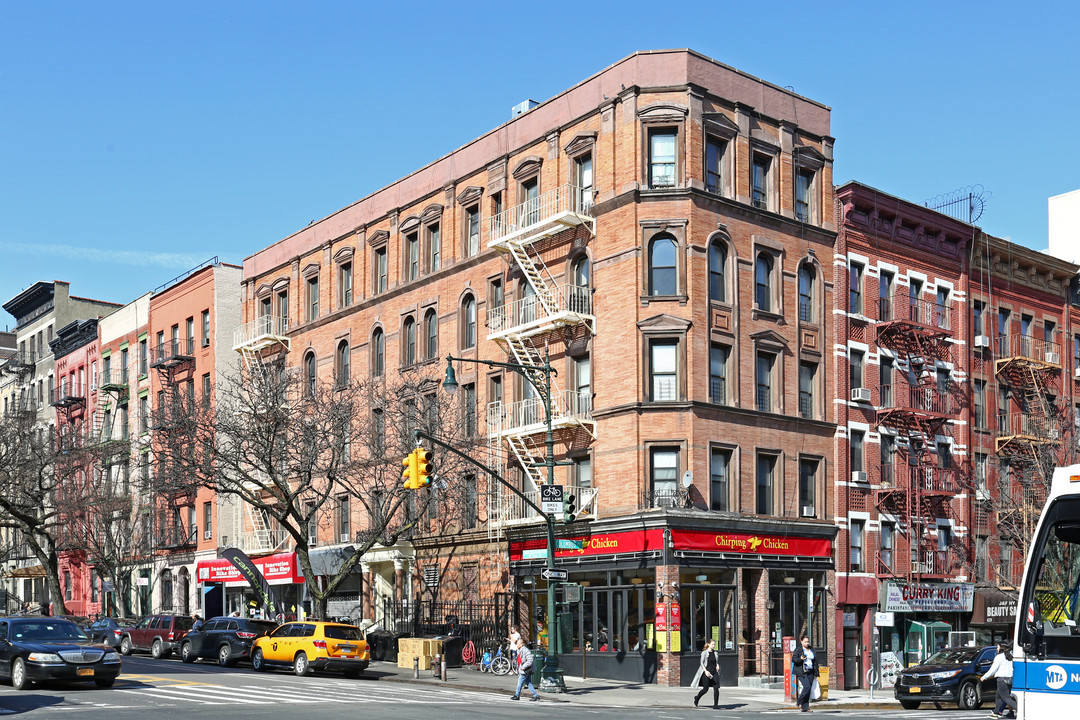 940-988 Columbus Ave in New York, NY - Foto de edificio