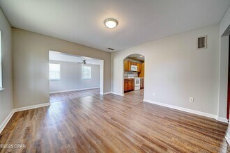 1902 Baltimore Ave in Panama City, FL - Building Photo - Building Photo