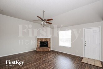 6715 White Tail Ln in Arlington, TX - Building Photo - Building Photo