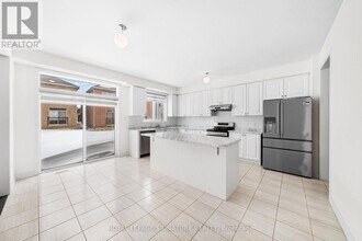 196 Limestone Ln in Shelburne, ON - Building Photo - Building Photo