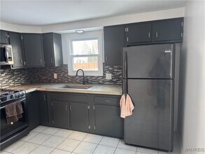 235 Robert Dr in North Tonawanda, NY - Building Photo - Building Photo