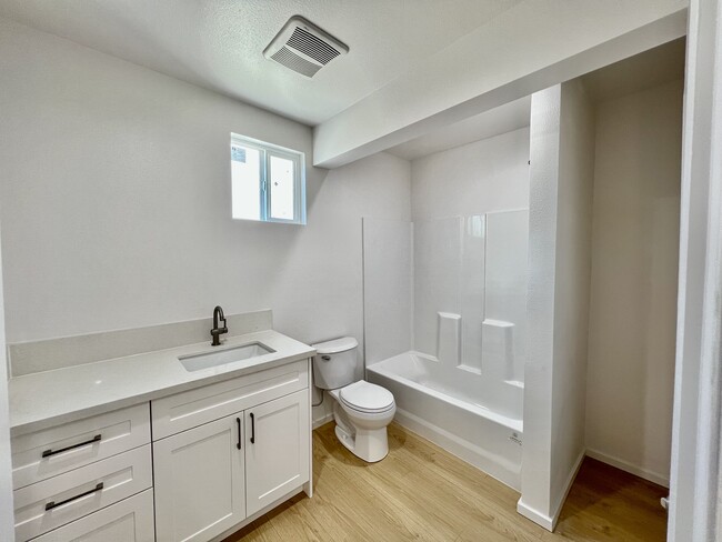 3118 W 109th St, Unit 3118 .75 in Inglewood, CA - Foto de edificio - Building Photo