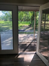 3067 E Claire Dr in Orange, TX - Building Photo - Building Photo