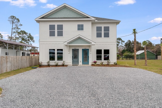 2819 Susan Ave
