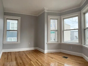 30 Julian St, Unit #3 in Boston, MA - Building Photo - Building Photo