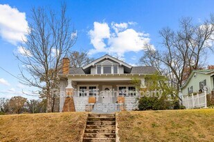 2204 28th St N in Birmingham, AL - Building Photo