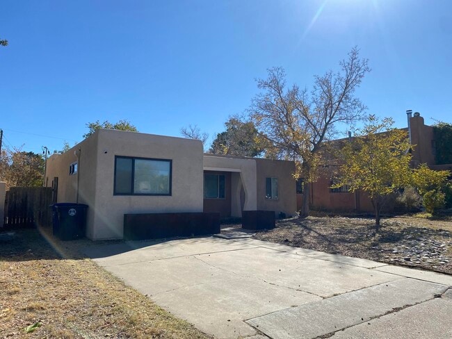 4614 Idlewilde Ln SE in Albuquerque, NM - Building Photo - Building Photo