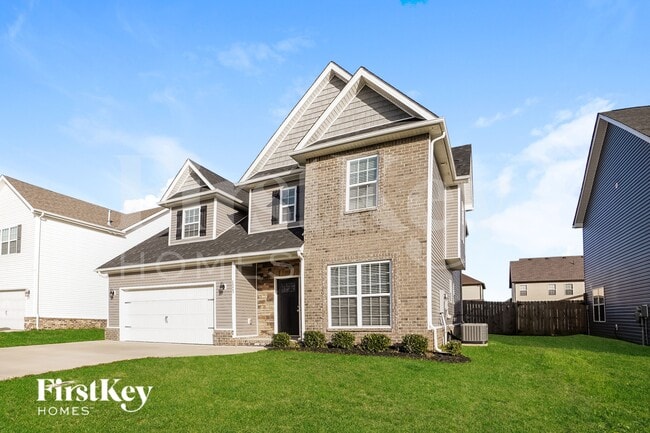 1523 Kingbird Dr in Clarksville, TN - Foto de edificio - Building Photo