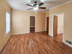 70 Farren Ave in New Haven, CT - Building Photo - Building Photo