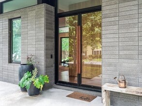 1703 Dexter St in Austin, TX - Building Photo - Building Photo