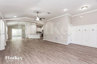 338 Glasgow Dr in Jacksonville, FL - Building Photo - Building Photo