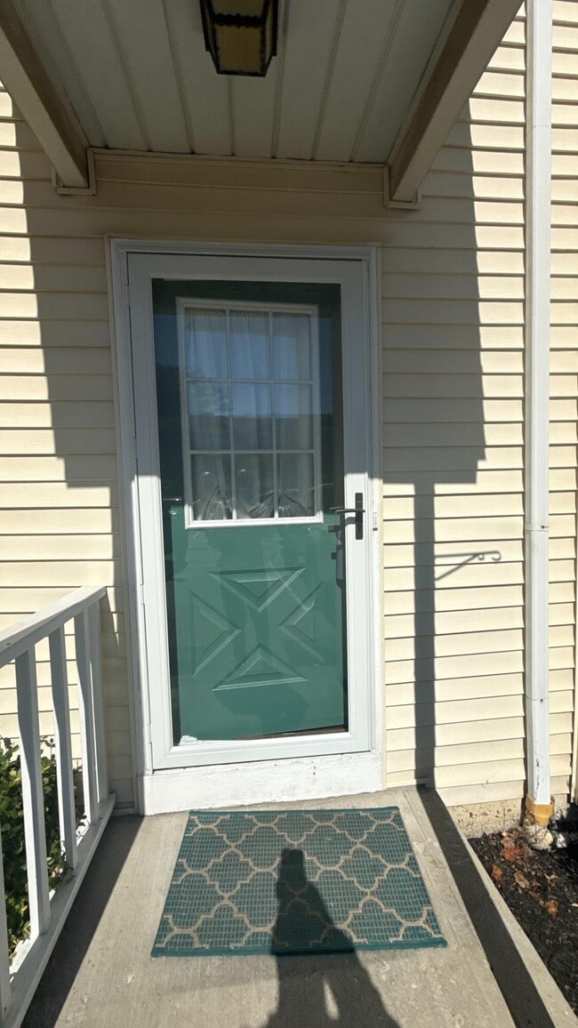 8189 Baltimore Ave in Westerville, OH - Building Photo - Building Photo